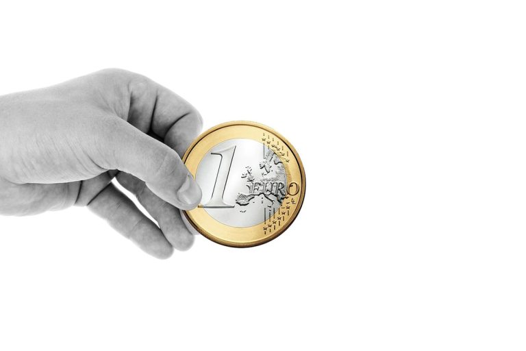 come aprire un negozio tutto un euro