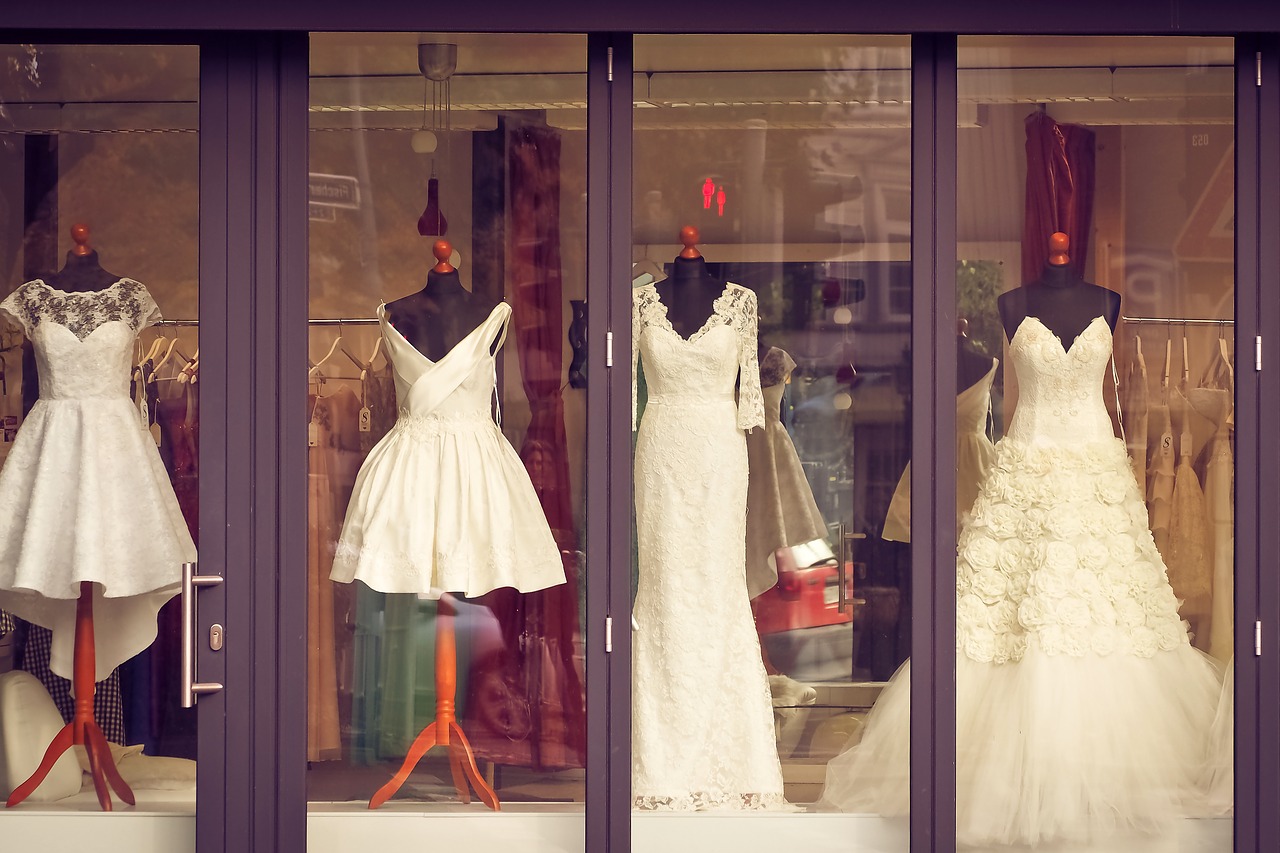 aprire un negozio di abiti da sposa