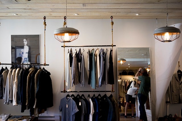Come aprire un negozio di abbigliamento firmato franchising abbigliamento firmato