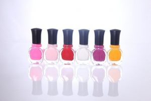 nail center